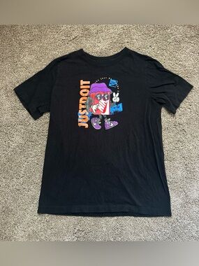 Nike “Just Do It” Graphic Tee – Youth Size Extra Large